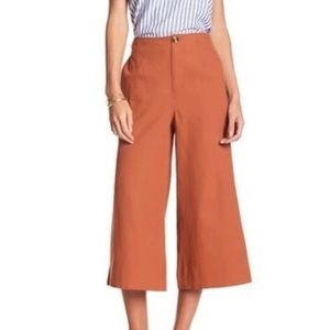 Good Luck Gem Orange Cropped Pants